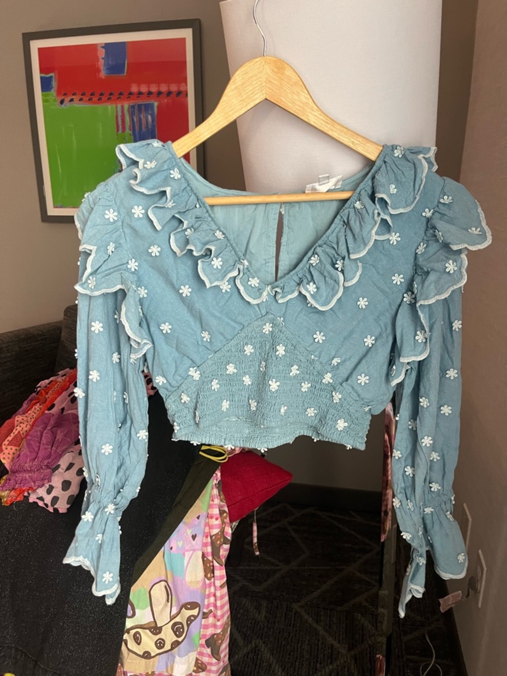 Anthropologie Hannah Lynn chambray embroidered smocked crop top longslv blouse - Picture 6 of 12